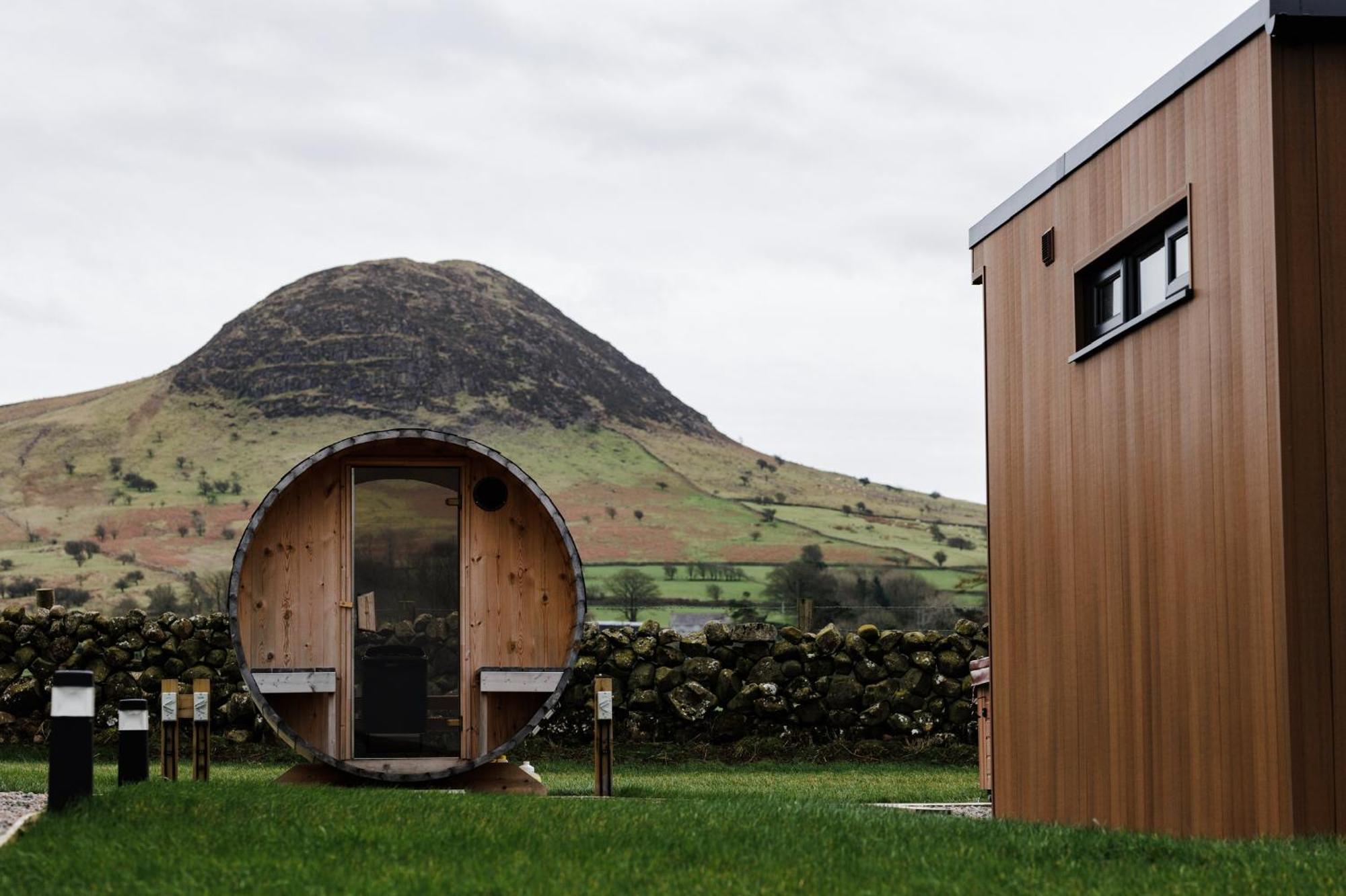 Slemish Hideaway - Funky Pheasant Villa Broughshane Exteriör bild